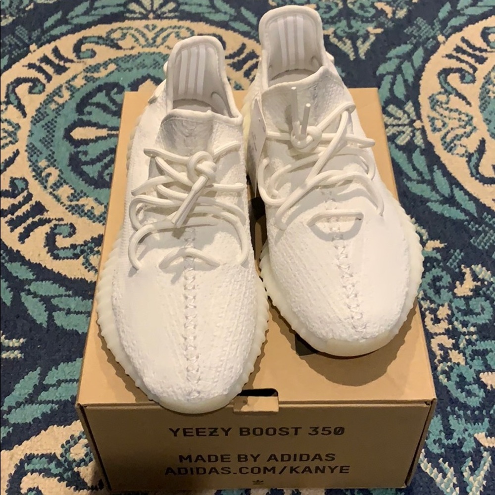 Yeezy Boost 350 V2